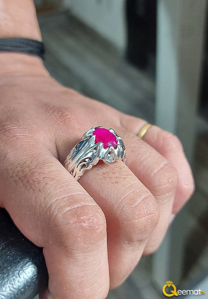 Beautiful Pure Silver Ring With Yaqoot Stone Beautiful Pure Silver Ring With Yaqoot Stone