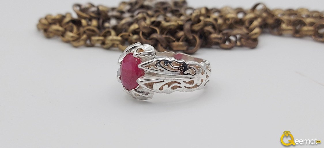 Beautiful Silver Ring With Yaqoot Stone Beautiful Silver Ring With Yaqoot Stone