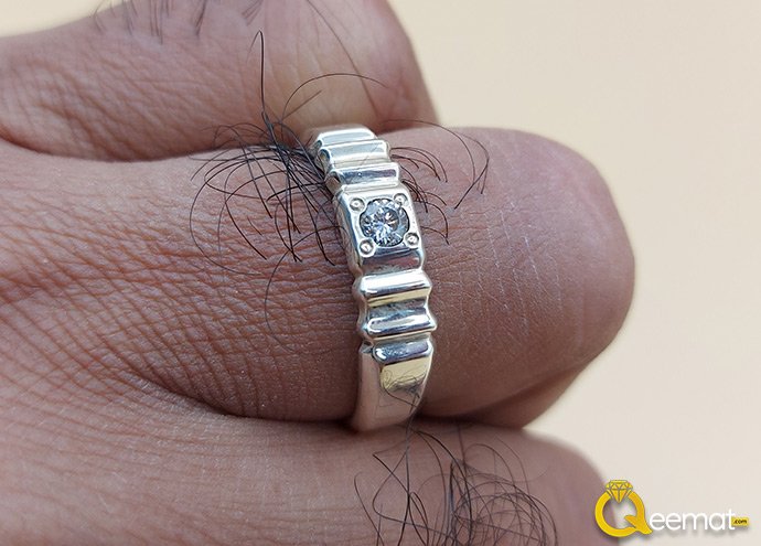 Ladies Band Ring in Pure Silver