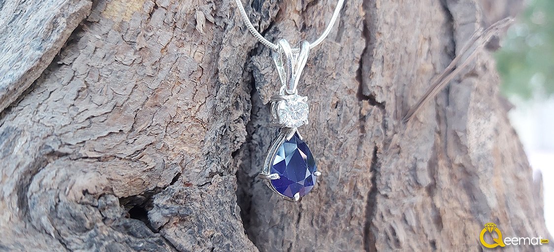 Moissanite And Sapphire Stones Locket Design