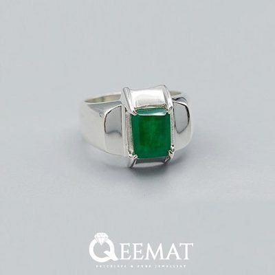 Natural Emerald Gemstone Ring For Men or Women Made of Silver