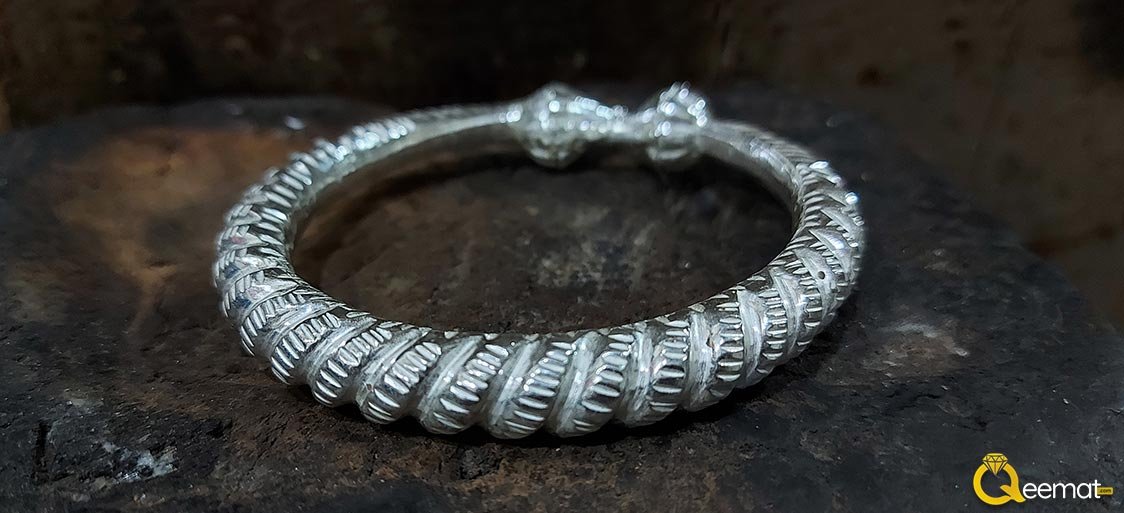 Gajra Style Silver Kada Photo New Style