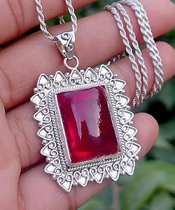 Red-Stone-Necklace-Thumbnail
