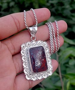 Silver-necklace-thumbail